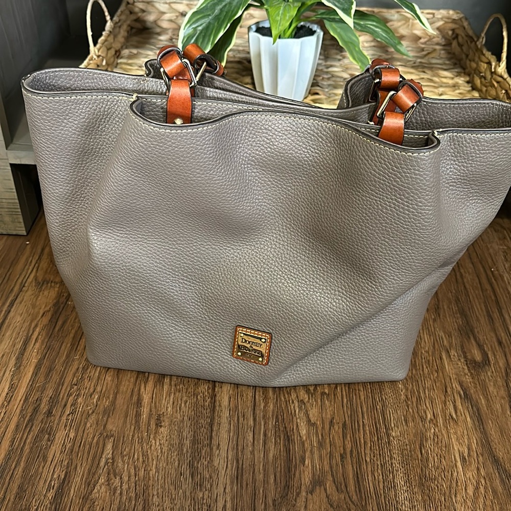 Dooney and Bourke pebble Flynn tote